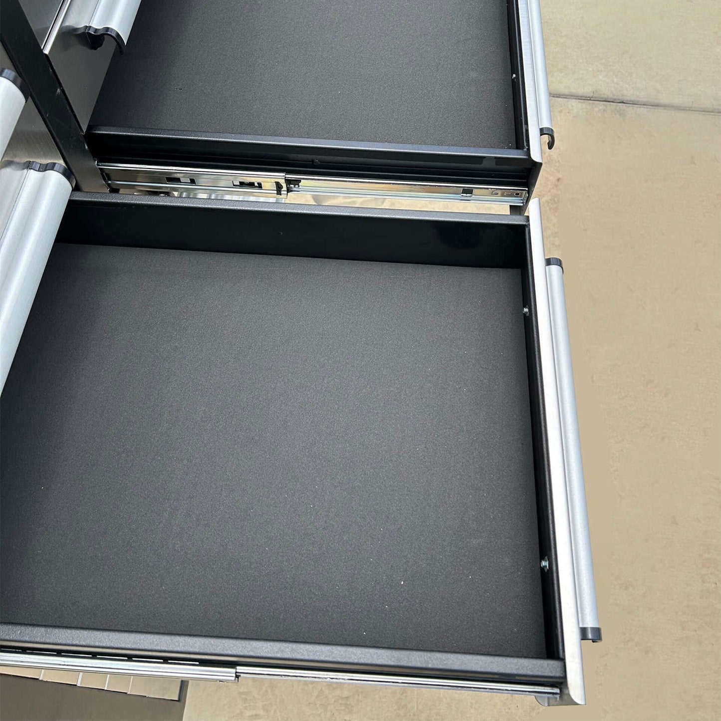 7ft Heavy Duty Workbench with 10 Drawers & 2 Cabinets